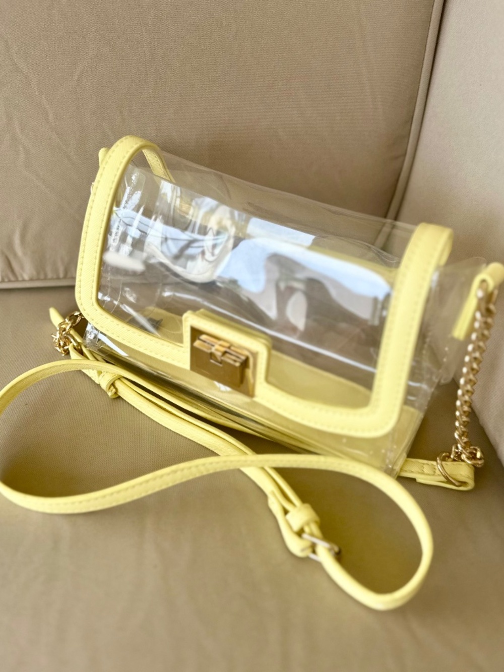 Clear Stadium Crossbody Bag with Gold-Tone Chain